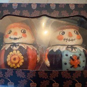 Charming Scarecrow S&P Shakers- Multicolor Set